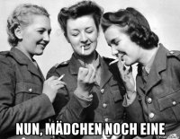  nun, mädchen noch eine