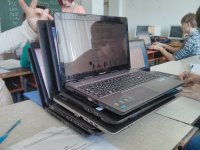 Создать мем Laptopception