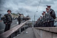Создать мем бездельники