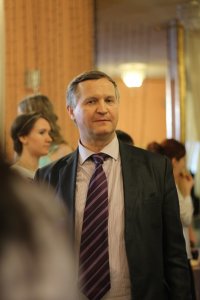 Создать мем Ястрем