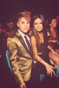 Создать мем jelena