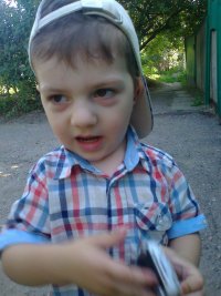 Создать мем РОТ ЗАКРОЙ ШЛЮХА