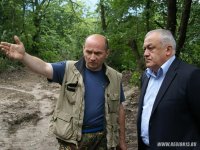 Создать мем А вот там