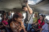 Создать мем Типичная маршрутка