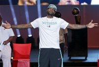 Создать мем Lebron King