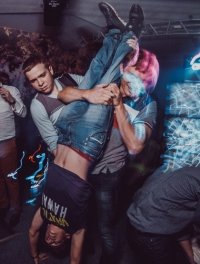 Создать мем уцйкен