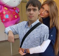 Создать мем Паша Пикапер