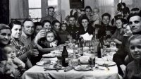 какая красивая пара все целуются и целуются на целоваться не могут, Мем жених то есть