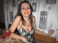 Создать мем юля