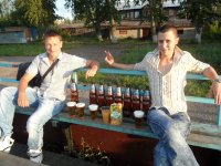 Создать мем ЗОЖ - ХУЁЖ