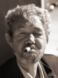 Создать мем Главный здеся