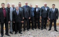 Создать мем Лежачий полицейский