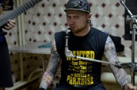 Создать мем НЕРВНИЧАТЬ ДОМА БУДЕШЬ