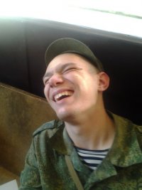 Создать мем Весёлый солдат