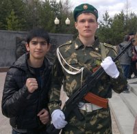 Создать мем На службе
