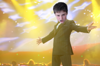 Создать мем Сржик Старк