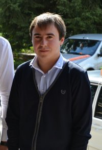 Создать мем eryhse4