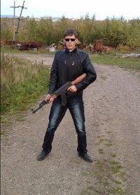 Создать мем Пацан с района