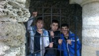 Создать мем ЗВЕРЕЙ НЕ КОРМИТЬ