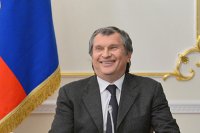титька у меня одна сосать будете по очереди, Мем Сечин