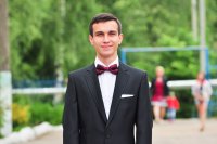 плачет девка на автомате, девки не обоснован плач, на неё нервы всяк истратит, просто девка - олдскул-эмач!, Мем Лагутин-Агутин