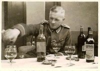 Создать мем Честь