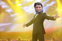 Создать мем Бабка сижка 2