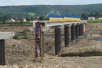 Создать мем Мост в Эуропу почти готов