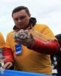 Создать мем Om nom nom
