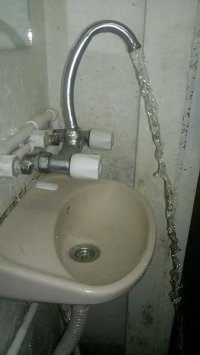 Создать мем Кран