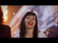 Создать мем МЕДШЛЮШКА
