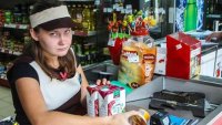 Создать мем Продавец