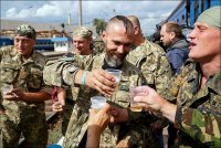 Создать мем Украина