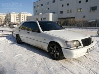 Создать мем До сих  пор  ездят  на  старом  туалете  мерс  90-года