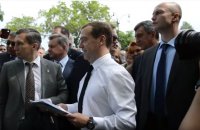 Создать мем Денег нет но вы держитесь