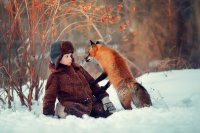 Создать мем Лиса пристаёт к мальчику