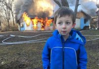 Создать мем Соседи сказали что мерседес