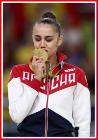 Создать мем Я люблю бс