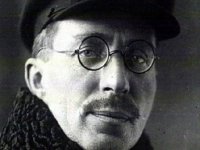 Создать мем Makarenko