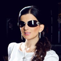 Создать мем Не вижу ничего смешного