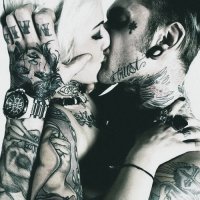 Создать мем Tattoo kiss