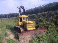 Создать мем Трактор