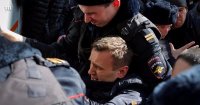 Создать мем Навальный задержан
