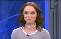Создать мем Сдерживает смех