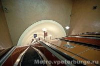 Создать мем Эскалатор