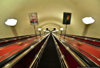 Создать мем Эскалатор