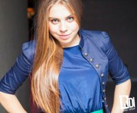 Создать мем Красавица