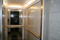 Создать мем Крутой лифт