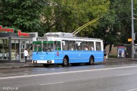 Создать мем Троллейбус блять