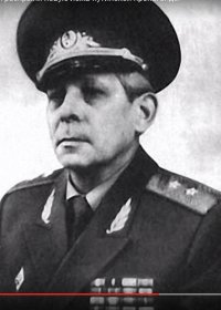 Создать мем Герой